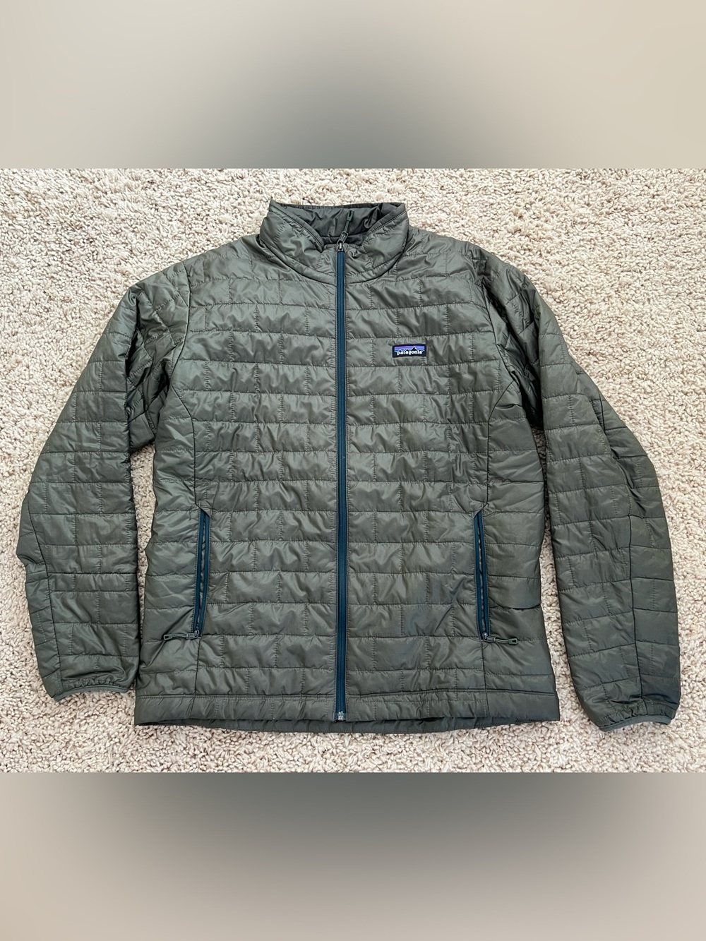 Men’s Patagonia Green Puff Jacket Size Large
